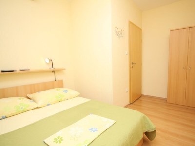 Apartment One bedroom apartment with balcony and sea view Makarska A-6632-b - Outdoor photo 16