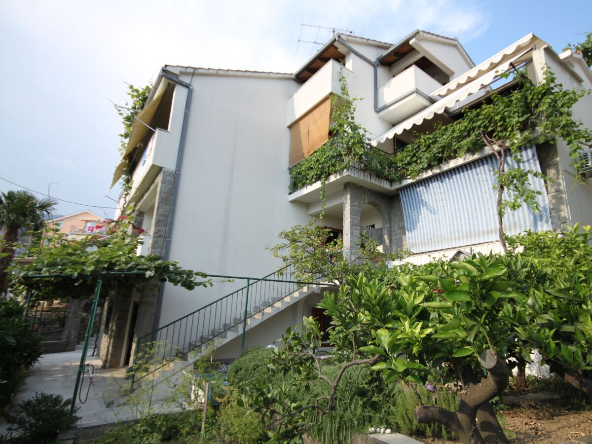 Apartment Two bedroom apartment with terrace Podgora, Makarska A-6664-b - Outdoor photo 4