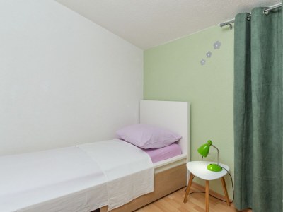 Apartment Three bedroom apartment with terrace and sea view Posedarje, Novigrad A-6190-a - Outdoor photo 12