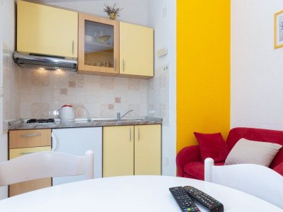 Apartment One bedroom apartment with balcony and sea view Posedarje, Novigrad A-6190-b - Outdoor photo 8