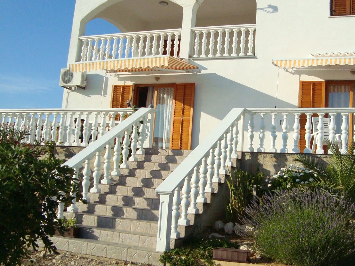 Apartment Studio flat with terrace and sea view Kustići, Pag AS-6392-a - Outdoor photo 3