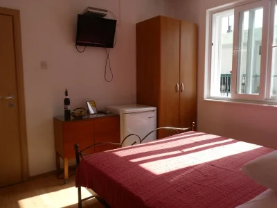 Holiday room with terrace and sea view Tučepi, Makarska S-6901-b - Outdoor photo 13