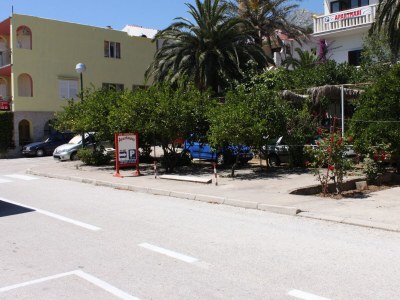 Apartment One bedroom apartment with balcony and sea view Drvenik Donja vala, Makarska A-6756-a - Outdoor photo 5