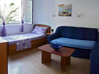 Apartment One bedroom apartment with balcony and sea view Drvenik Donja vala, Makarska A-6756-a - Outdoor photo 8