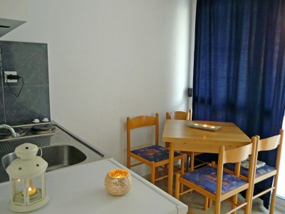 Apartment One bedroom apartment with balcony and sea view Drvenik Donja vala, Makarska A-6756-a - Outdoor photo 10