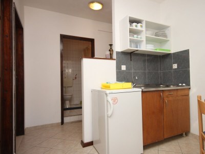 Apartment One bedroom apartment with balcony and sea view Drvenik Donja vala, Makarska A-6756-a - Outdoor photo 11