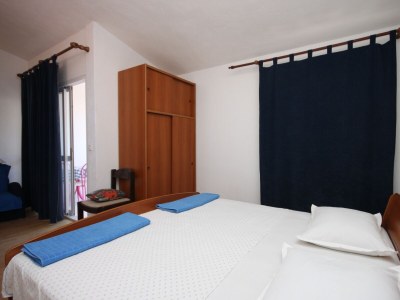 Apartment Studio flat with balcony and sea view Drvenik Donja vala, Makarska AS-6756-a - Outdoor photo 9