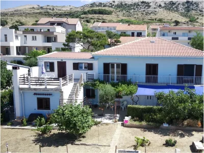 Apartment Four-bedroom apartment with terrace and sea view Pag A-6325-a - Outdoor photo 2