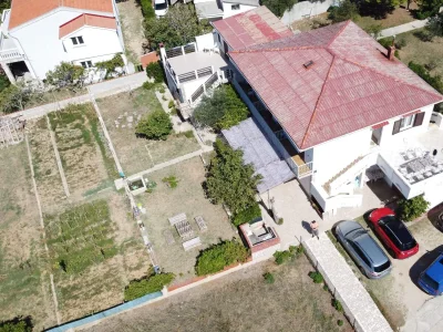 Apartment Four-bedroom apartment with terrace and sea view Pag A-6325-a - Outdoor photo 4