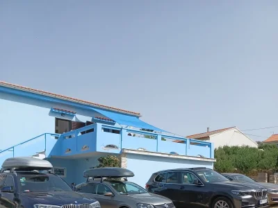 Apartment Four-bedroom apartment with terrace and sea view Pag A-6325-a - Outdoor photo 10