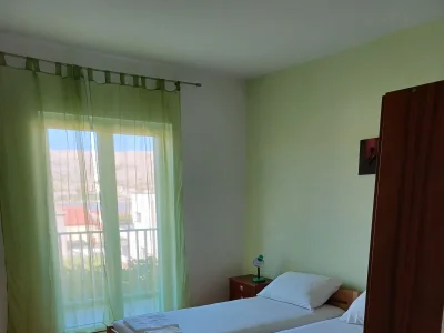 Apartment Four-bedroom apartment with terrace and sea view Pag A-6325-a - Outdoor photo 17