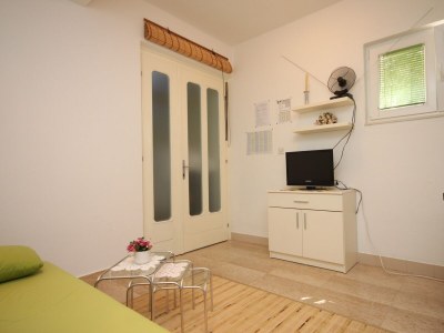 Apartment One bedroom apartment with air-conditioning Podgora, Makarska A-6911-b - Outdoor photo 12