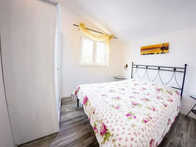 Apartment Apartments by the sea Mandre, Pag - 6516 - Apartments by the sea Mandre, Pag - 6516 - Outdoor photo 16