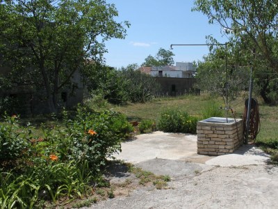 Apartment One bedroom apartment with terrace and sea view Starigrad, Paklenica A-6623-g - Outdoor photo 6