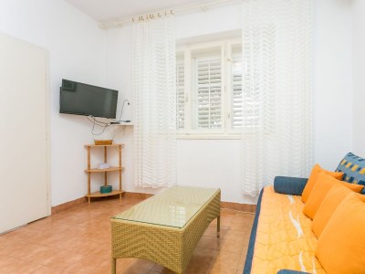 Apartment One bedroom apartment near beach Podgora, Makarska A-6846-a - Outdoor photo 11