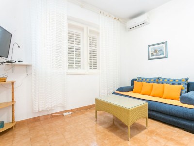 Apartment One bedroom apartment near beach Podgora, Makarska A-6846-a - Outdoor photo 12