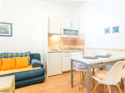 Apartment One bedroom apartment near beach Podgora, Makarska A-6846-a - Outdoor photo 14