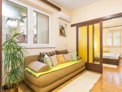 Apartment One bedroom apartment near beach Podgora, Makarska A-6846-b - Outdoor photo 10