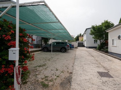 Apartment Two bedroom apartment with terrace Starigrad, Paklenica A-6580-b - Outdoor photo 6