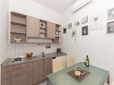 Apartment Studio flat with air-conditioning Tučepi, Makarska AS-6856-b - Outdoor photo 11