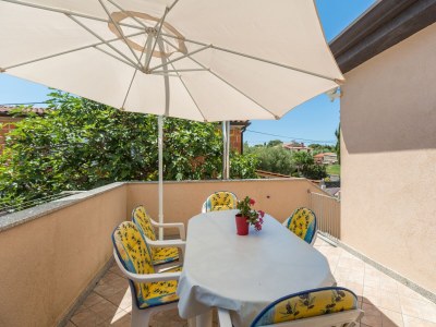 Apartment Apartments with parking space Tar, Poreč - 6948 - Outdoor photo 16