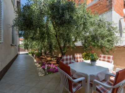 Apartment Two bedroom apartment with terrace Tar, Poreč A-6948-b in Tar - Apartment
