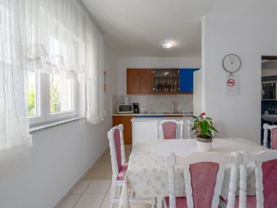 Apartment Two bedroom apartment with terrace Tar, Poreč A-6948-b - Outdoor photo 8