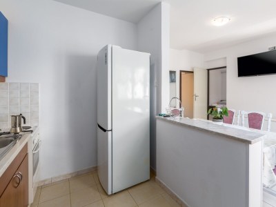 Apartment Two bedroom apartment with terrace Tar, Poreč A-6948-b - Outdoor photo 10