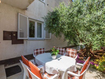 Apartment Two bedroom apartment with terrace Tar, Poreč A-6948-b - Outdoor photo 16