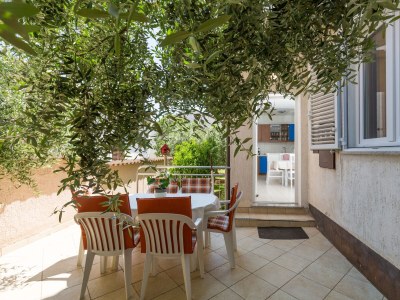 Apartment Two bedroom apartment with terrace Tar, Poreč A-6948-b - Outdoor photo 18