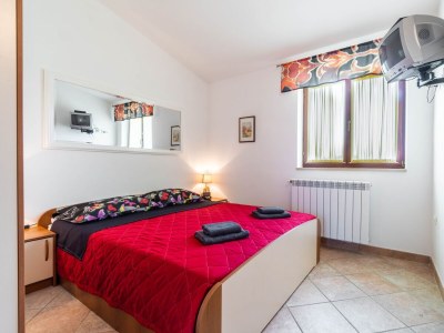 Apartment Two bedroom apartment with balcony Krnica, Marčana A-7357-d - Outdoor photo 21