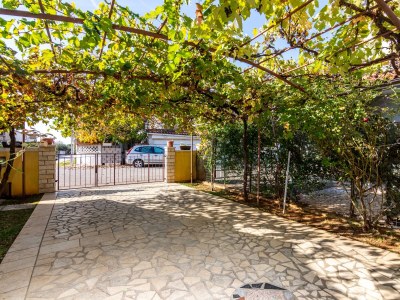 Apartment Three bedroom apartment with terrace Valbandon, Fažana A-7352-a - Outdoor photo 8