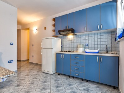 Apartment One bedroom apartment with terrace and sea view Mali Lošinj, Lošinj A-8026-a - Outdoor photo 13