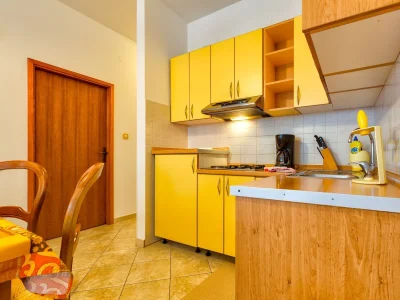 Apartment Two bedroom apartment with terrace and sea view Mali Lošinj, Lošinj A-8026-b - Outdoor photo 9