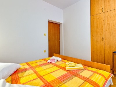 Apartment Two bedroom apartment with terrace and sea view Mali Lošinj, Lošinj A-8026-b - Outdoor photo 14