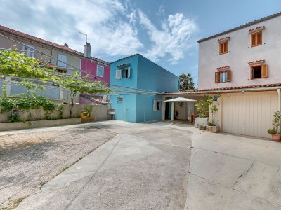 Apartment Two bedroom apartment with terrace Nerezine, Lošinj A-8049-a - Outdoor photo 12
