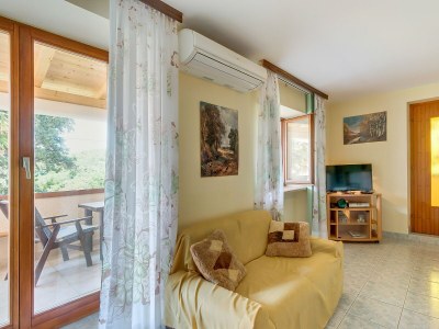 Apartment Two bedroom apartment with terrace Nerezine, Lošinj A-8049-a - Outdoor photo 14