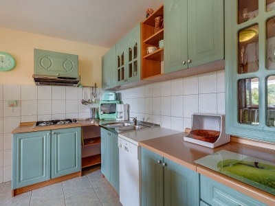 Apartment Two bedroom apartment with terrace Nerezine, Lošinj A-8049-a - Outdoor photo 17