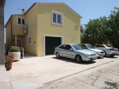 Apartment Two bedroom apartment with terrace Sali, Dugi otok A-8137-a - Outdoor photo 7