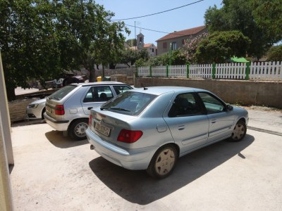 Apartment Two bedroom apartment with terrace Sali, Dugi otok A-8137-a - Outdoor photo 8