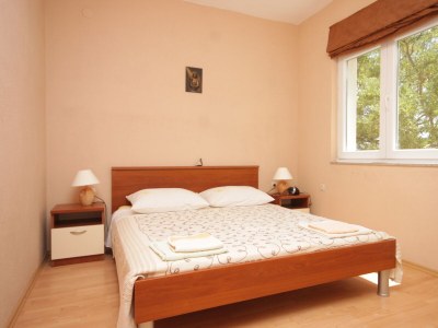 Apartment Two bedroom apartment with terrace Sali, Dugi otok A-8137-a - Outdoor photo 11