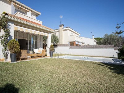 Villa Belvilla by OYO Casa Linda - Outdoor photo 2