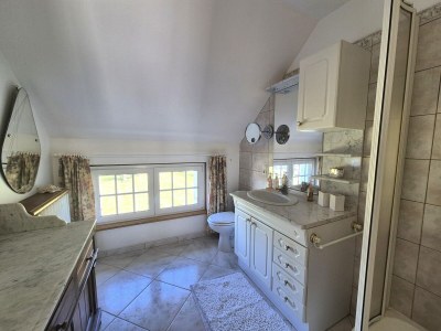 Holiday house Spacious Family Home Near the Sea - Features photo 24