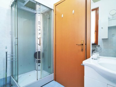 Apartment Apartment near Lago Maggiore and Lugano - Features photo 22