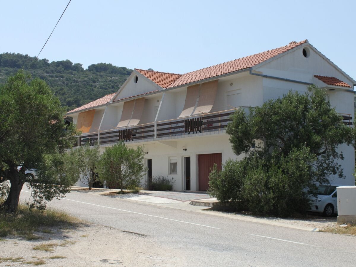 Apartment Two bedroom apartment with balcony and sea view Božava, Dugi otok A-8123-c - Outdoor photo 4