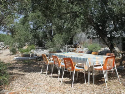 Apartment Two bedroom apartment with balcony and sea view Božava, Dugi otok A-8123-c - Outdoor photo 7