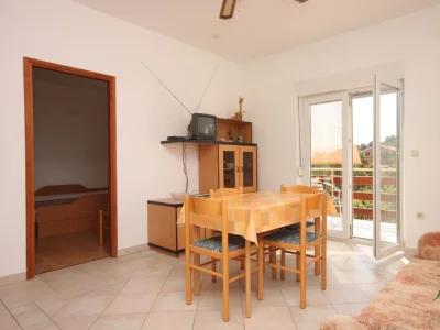 Apartment Two bedroom apartment with balcony and sea view Božava, Dugi otok A-8123-c - Outdoor photo 16