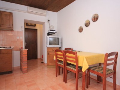 Apartment One bedroom apartment with balcony Kukljica, Ugljan A-8210-b - Outdoor photo 21