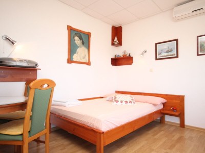 Apartment Studio flat with terrace and sea view Preko, Ugljan AS-8224-b - Outdoor photo 22