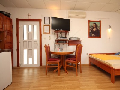 Apartment Studio flat with terrace and sea view Preko, Ugljan AS-8224-c - Outdoor photo 20